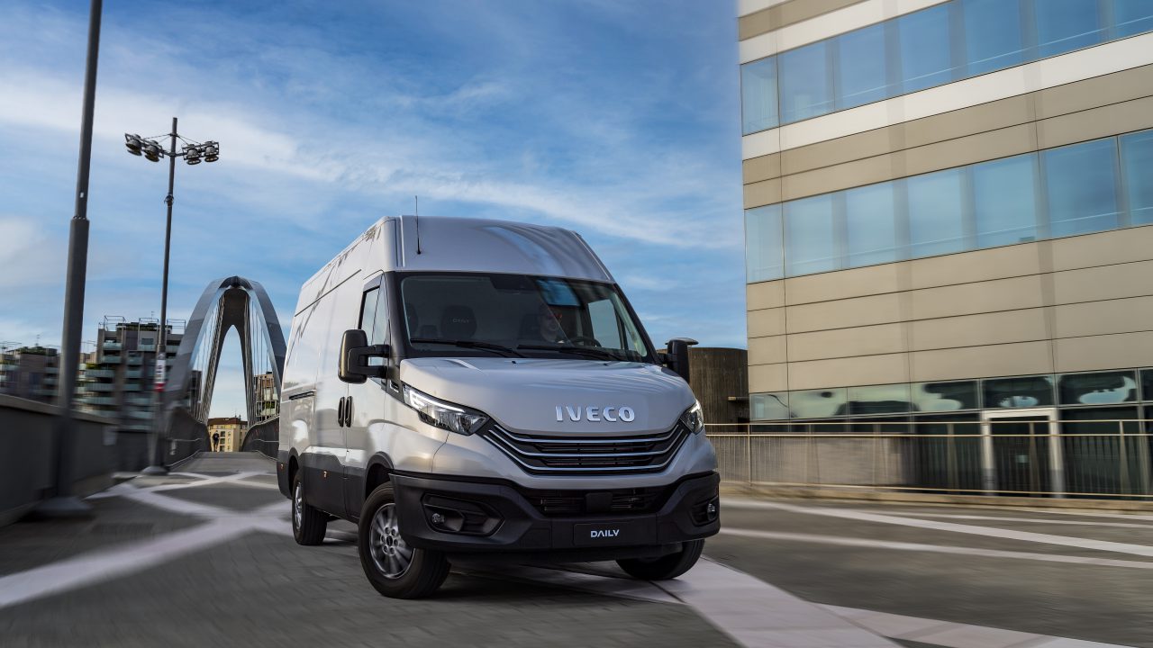 Компактный Ван Iveco Daily car