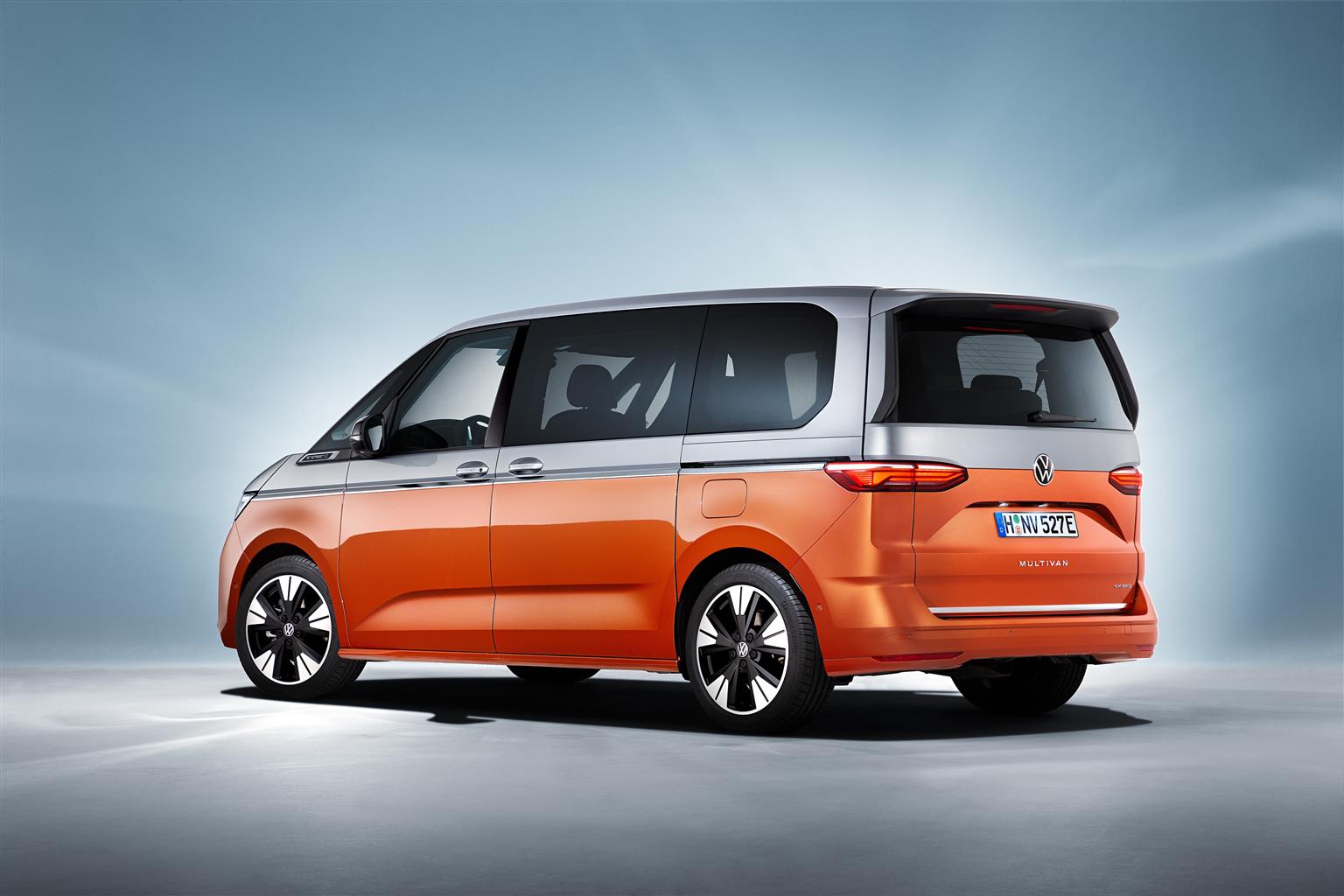 The new Volkswagen Multivan T7 has a plugin hybrid drive system