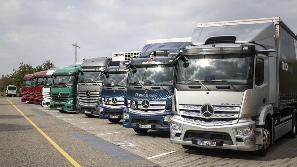 Mercedes-Benz: «We see electric and hydrogen in the future of trucks»