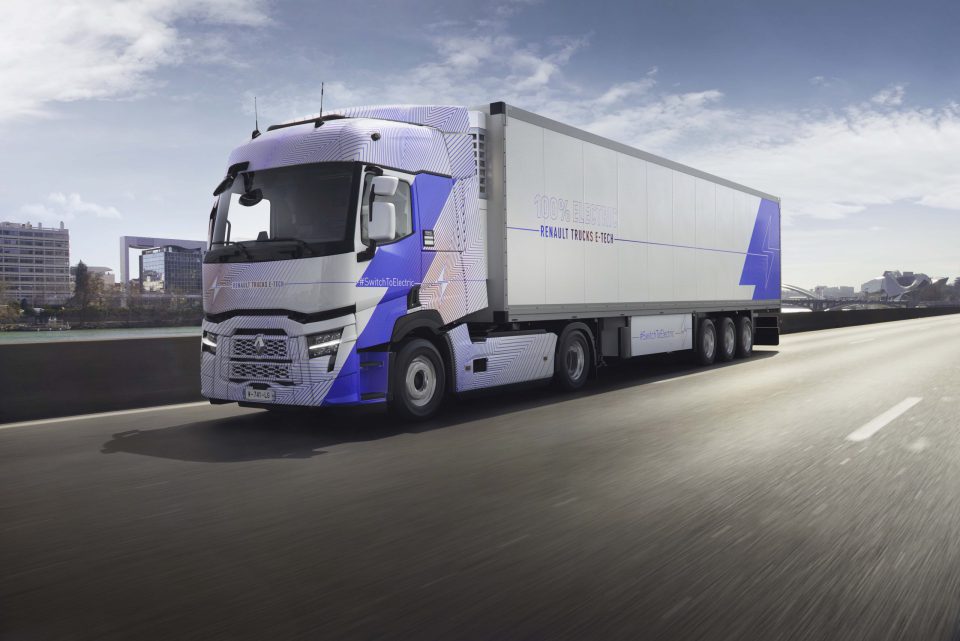 COMMERCIAL VEHICLES: RENAULT TRUCKS ANNOUNCES THE LAUNCH OF THE TRAFIC